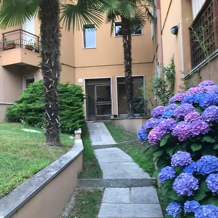 Lejlighed 1 Con Ampio Balcone Varese